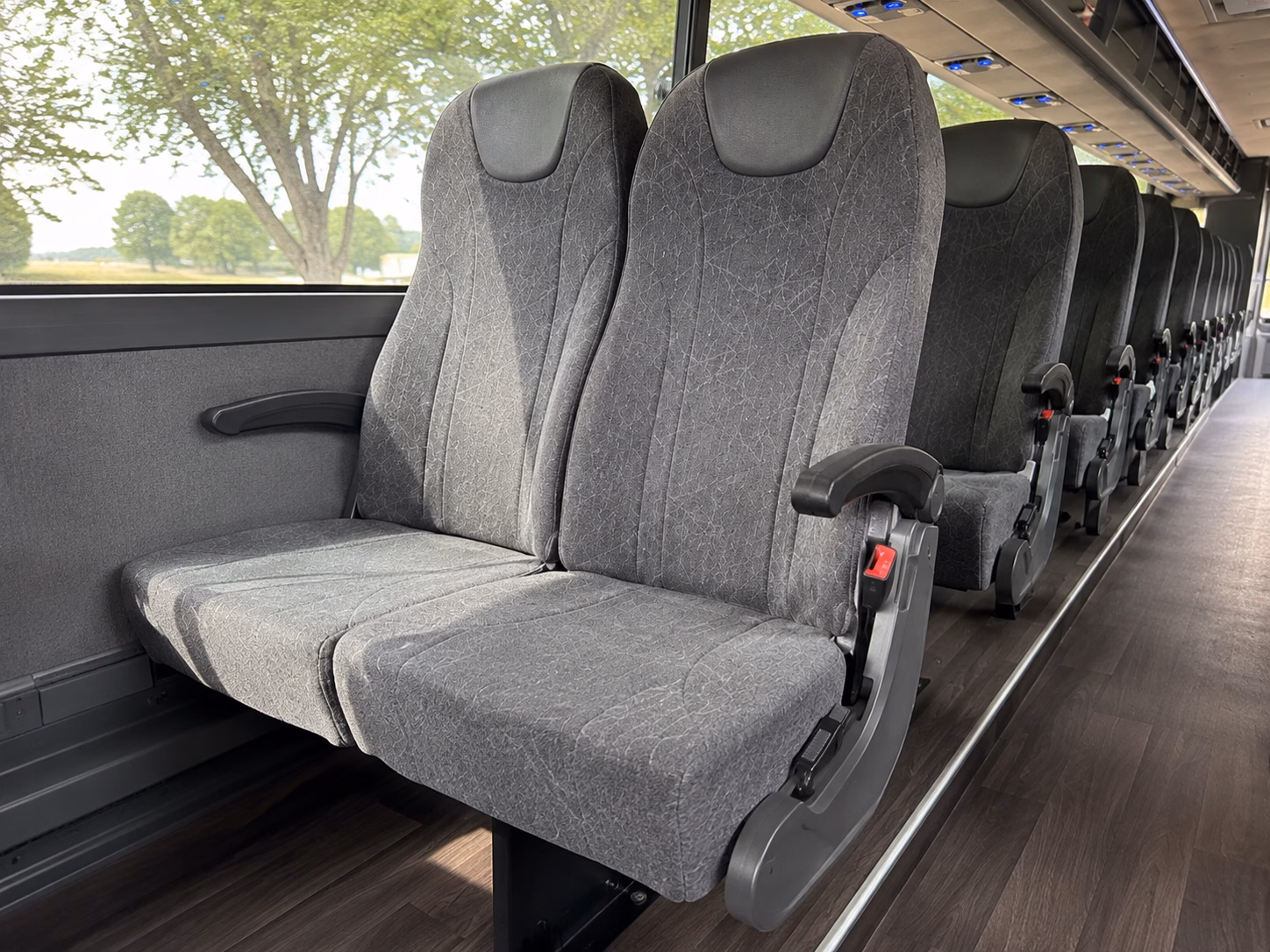 finding the right bus for a winery wedding weekend in the columbia valley